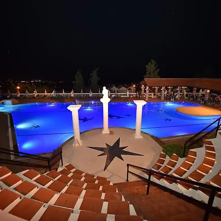 Artemisia Royal Park Club Отель